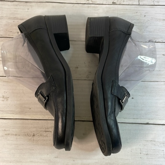 Vintage Predictions Black Leather Pewter Embellished Block Heel Loafer - Picture 6 of 14